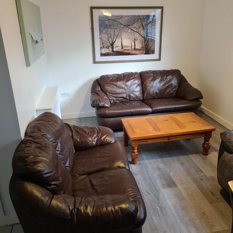 2 Bed Flat Right In Centre Of Portrush Town Apartment Exterior photo